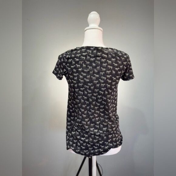 SALE! Black H&M Zebra Tee Size XS EUC - Picture 2 of 4